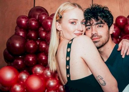 Sophie Turner supreende Joe Jonas com texto de aniversário: ''Foi a melhor coisa que me aconteceu''
