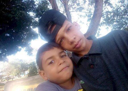 “Voar era o sonho dos meus filhos”, diz mãe de garotos envolvidos em acidente com ultraleve.