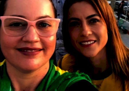 Senadora da “nova política' torra R$ 100 mil em rede social e aluguel de móveis
