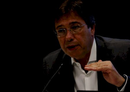Presidente da Eletrobras renuncia ao cargo