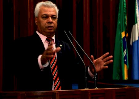 Deputado estadual Jos&eacute; Almi morre de covid-19 na Capital