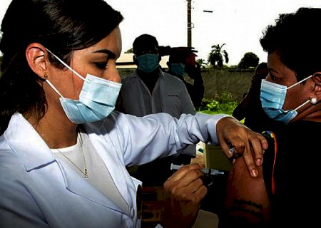 MS bate recorde e já aplicou 35.104 doses de vacinas contra a Covid-19