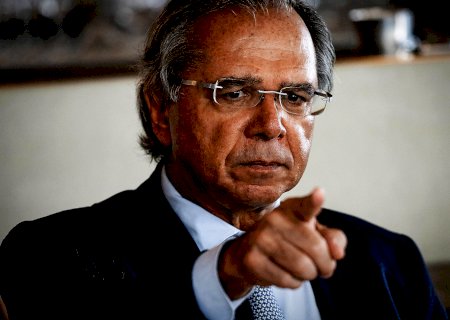 Paulo Guedes diz que esclarecerá ao STF e a PGR participação em offshore