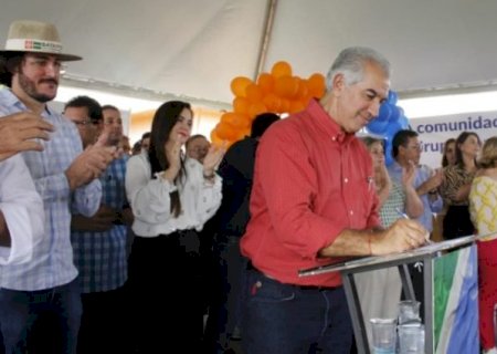 Em semana de agendas no interior, governador entregou obras e participou de evento esportivo