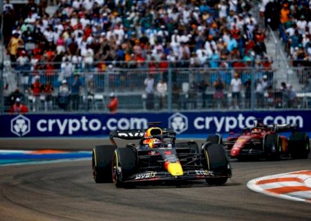 Verstappen vence GP de Miami e diminui vantagem do líder Charles Leclerc