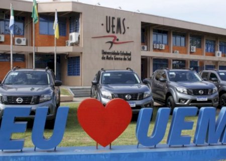 UEMS/Dourados: Varal Solidário recebe doações
