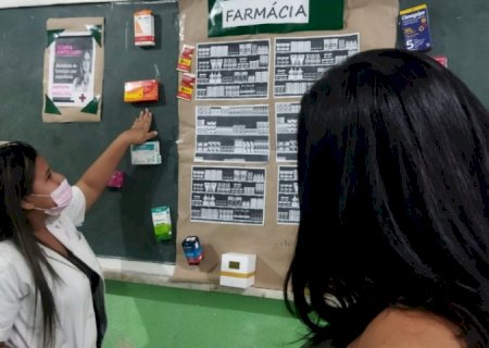 Estudantes do Pronatec da EE Maria Helena Alnaneze têm orientação para entrevista de emprego
