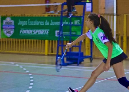 Fundesporte oferece curso gratuito de badminton em Porto Murtinho
