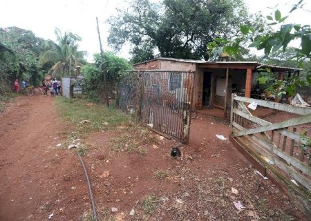 Moradores de favela denunciam prefeitura por deixar famílias desassistidas em planejamento de realocação
