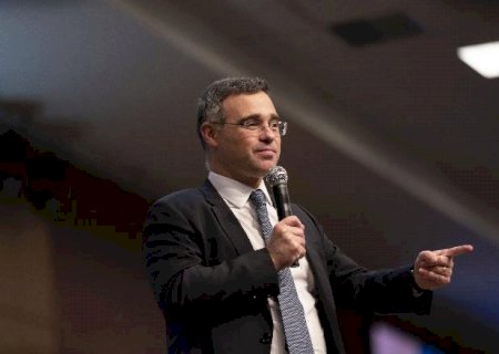 STF forma maioria para declarar ilegais relatórios do governo Bolsonaro contra opositores