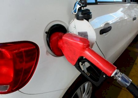 Governo vai ao STF para pressionar estados a baixar preço do diesel