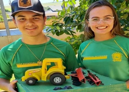 Biomimética é trabalhada com estudantes da EE Professor Cleto de Moraes Costa, em Tacuru