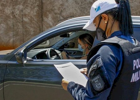 Última semana para pagar licenciamento de veículos placas com final 3 e 4 
