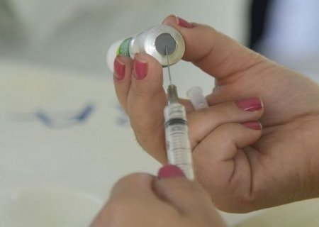 Com baixa procura, vacinação contra gripe atinge 48% de cobertura em MS