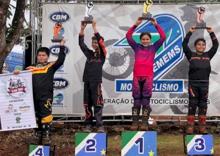 Disputas off-road movimentam Cassilândia durante 3ª etapa do Motocross