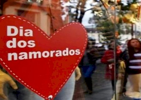 Presente do Dia dos Namorados pode ter variação de até 170%, segundo Procon/MS