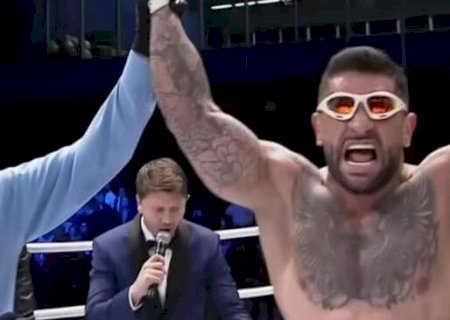 “Pobre Loco” vence fisiculturista em luta de boxe pelo Fight Music Show