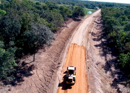 Coronel David cobra agilidade na licitação das obras de pavimentação da MS-244