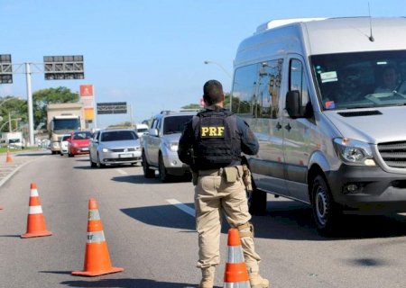 Rodovias federais têm segurança reforçada no feriado