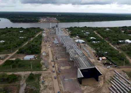 Obra da ponte sobre Rio Paraguai será retomada nos próximos dias