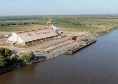 Baixo nível do Rio Paraguai paralisa portos e gera prejuízo