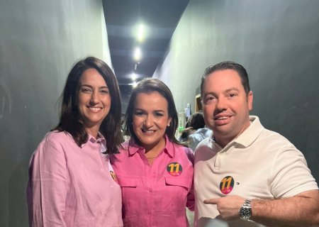 Prefeita reeleita Adriane Lopes agradece apoio do deputado Rodolfo e da vice-prefeita de Dourados Gianni Nogueira