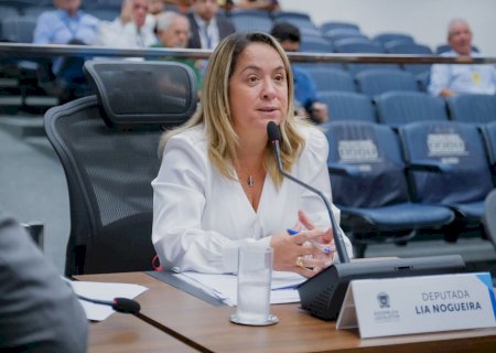 Lia Nogueira é autora da lei que amplia benefício aos representantes legais das pessoas atípicas