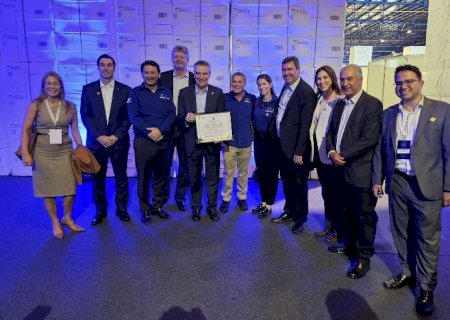 Com inauguração de nova fábrica em Ribas, deputados destacam importante momento para MS
