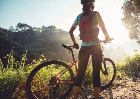Mulher é resgatada após se perder em mata durante passeio de bicicleta
