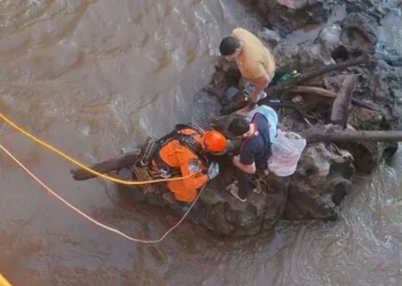 Resgate emocionante salva jovem autista e familiares ilhados em rio na MS-080