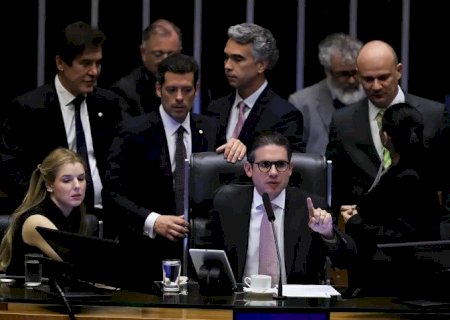 Câmara aprova urgência para proposta que reduz benefícios fiscais