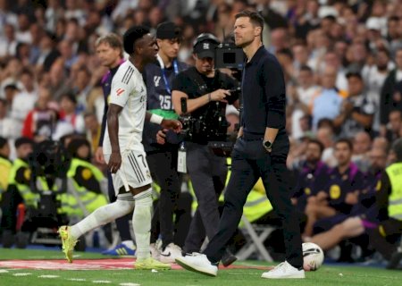 Vini Jr. trava renovação com Real Madrid por atrito com Xabi Alonso, diz site
