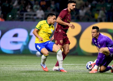 Fábio, do Fluminense, ouve cobrança de torcedores do Palmeiras e diz: "Não ganharam do Santos e do Vitória"