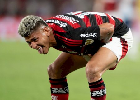 Escalação do Flamengo: De la Cruz deve ganhar sequência, e Carrascal é opção para Filipe Luís