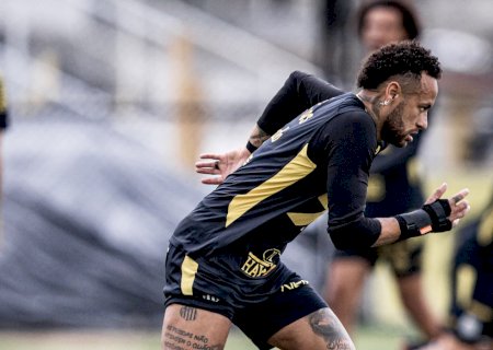 Neymar contraria até estafe pessoal para antecipar retorno e defender Santos contra Fortaleza