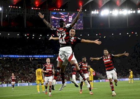 Com brilho, Flamengo cumpre sua parte e vai 'secar' o Palmeiras