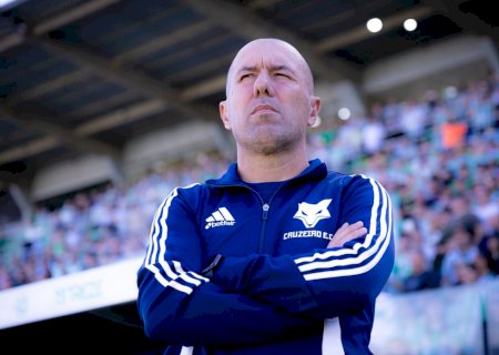 Jardim sobre permanência no Cruzeiro em 2026: "Vamos pensar o que será o futuro"