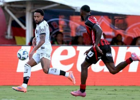 Vitória e Botafogo empatam sem gols em duelo truncado no Barradão