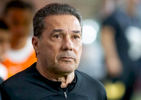 Luxemburgo revela convite do Santa Cruz e diz que pode ajudar clubes de Pernambuco