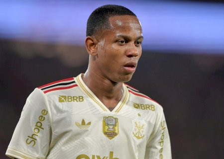 Flamengo relaciona Wallace Yan, Michael e mais quatro do time principal para jogo com o Mirassol