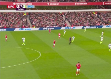 Guardiola elogia atuação de Igor Jesus contra o Manchester City: "Ele ganha todas"