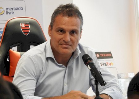 Corinthians negocia a contratação de Bruno Spindel, ex-Flamengo, para o lugar de Fabinho Soldado