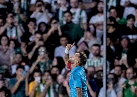 Neymar comanda vitória do Santos e volta a fazer três gols em um jogo após quase quatro anos