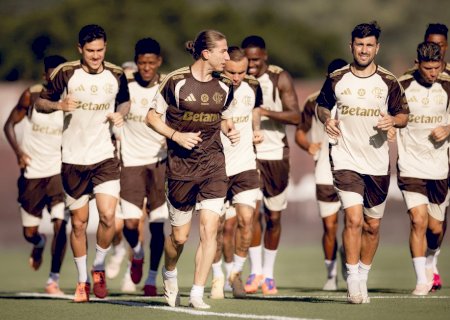 Filipe Luís ou Bruno Pivetti? Quem será o técnico do Flamengo contra o Vasco?