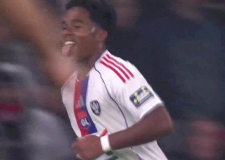 Jornal francês elogia Endrick após estreia no Lyon: "Prodígio"