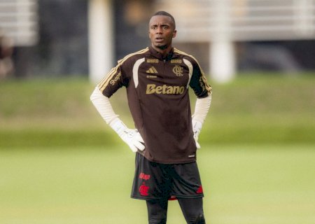 Andrew não é regularizado a tempo e está fora do Flamengo x Vasco