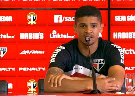 Lembra dele? Ex-Arsenal e São Paulo, Denílson se reinventa como empresário e jogando na várzea