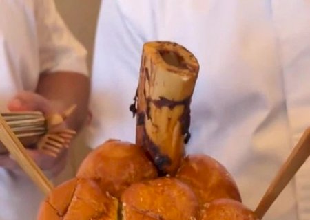 Hambúrguer gigante de quase R$ 1.000 é item mais caro do Super Bowl; veja cardápio