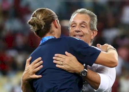 Bap cobra Boto, Filipe Luís e jogadores, e Flamengo tenta administrar ambiente antes de decisão