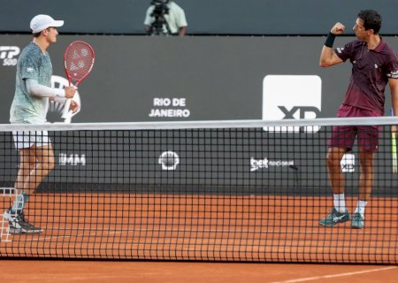 João Fonseca e Marcelo Melo estreiam com vitória nas duplas do Rio Open